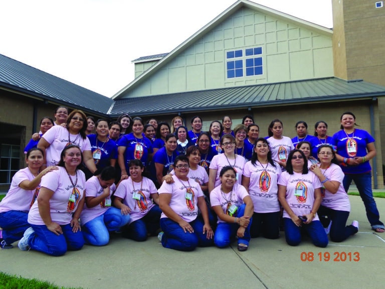 PADUCAH Hispanic Women's Retreat Group Photo 1